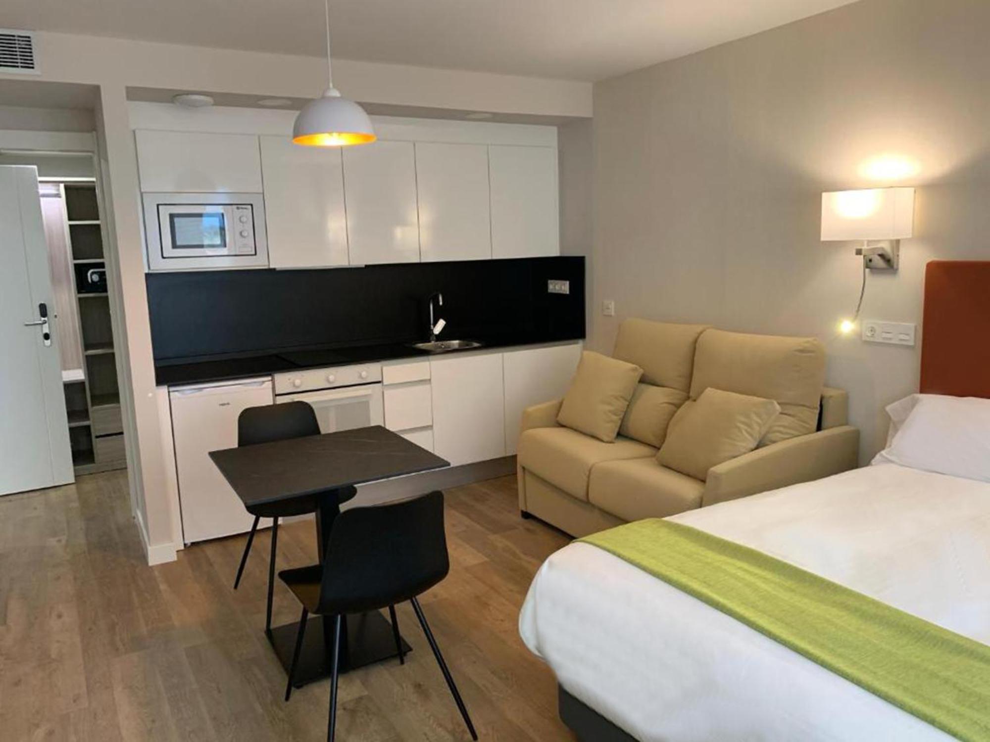 Aparthotel Essenzia De Castilla Аранда-де-Дуеро Екстер'єр фото